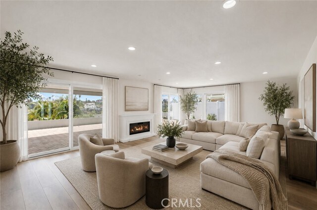 Building Photo - 2921 Via San Gorgonio