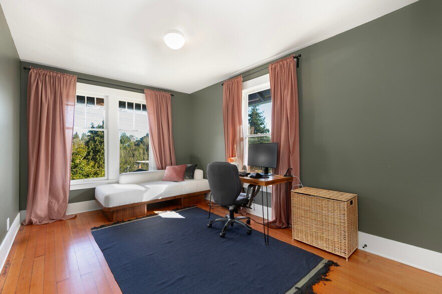 Building Photo - 4215 S Lucile St