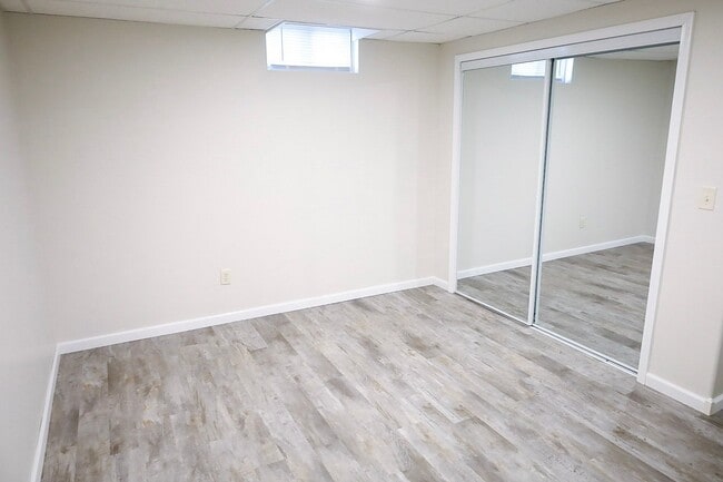 Building Photo - 2430 N Howard Ave