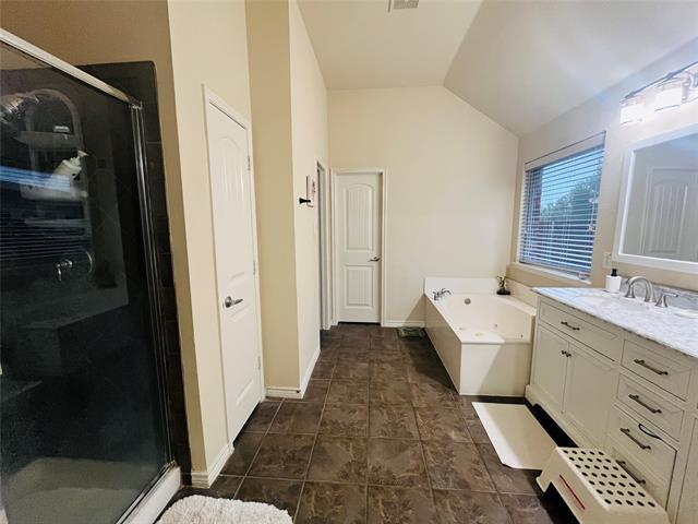 Building Photo - 7705 Pleasant Valley Tr
