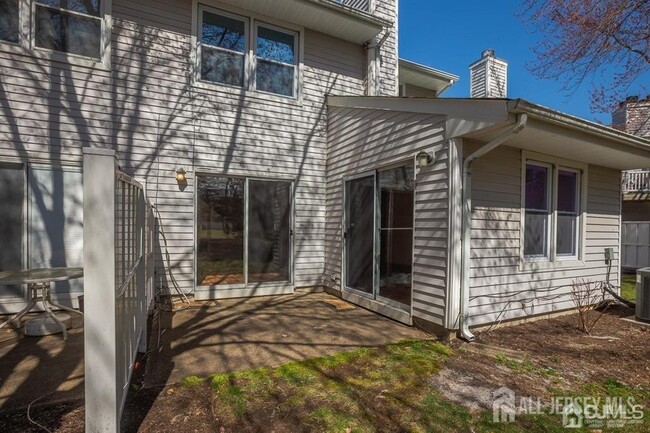 Building Photo - 29 Sandpiper Dr