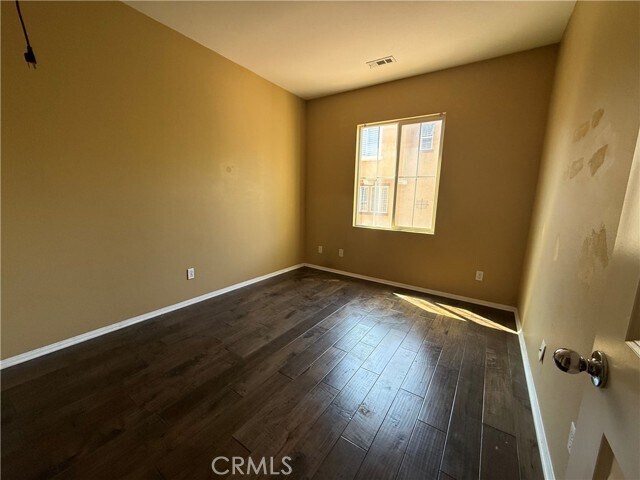 Building Photo - 8039 City View Pl