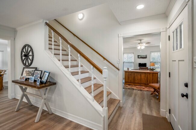 Building Photo - 15347 Conroe Dr