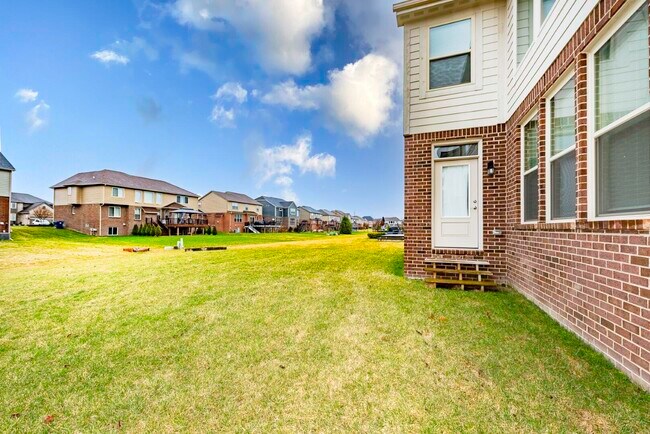 Building Photo - 50236 Amberwood Rd