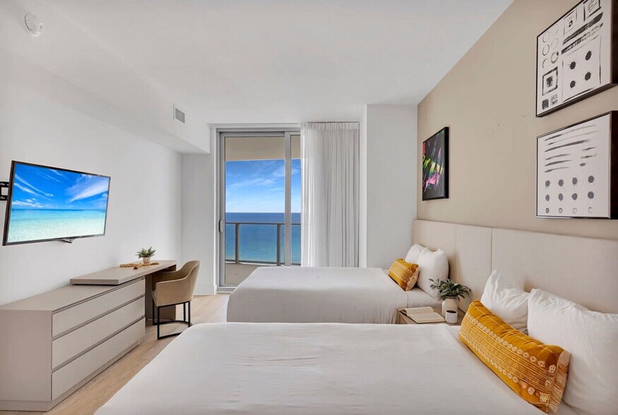 Building Photo - 4111 S Ocean Dr