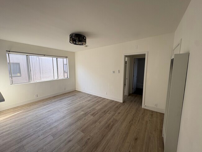 Building Photo - HOBART BLVD INC