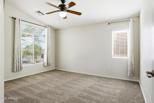 Building Photo - 2250 E Deer Valley Dr
