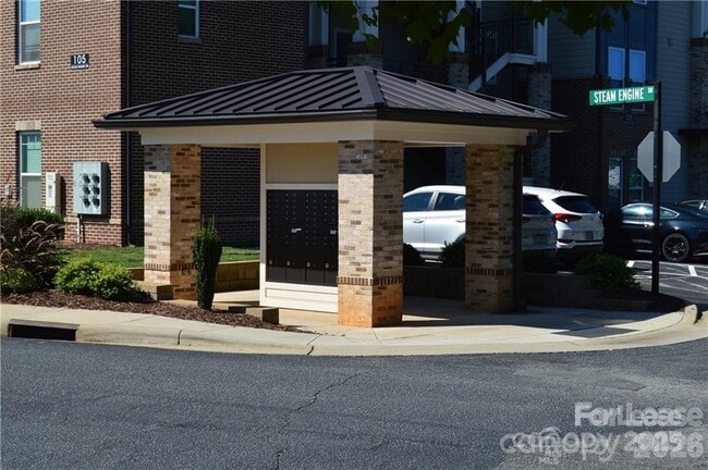 Building Photo - 110 Steam Engine Dr