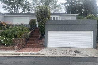 Building Photo - 4160 Holly Knoll Dr