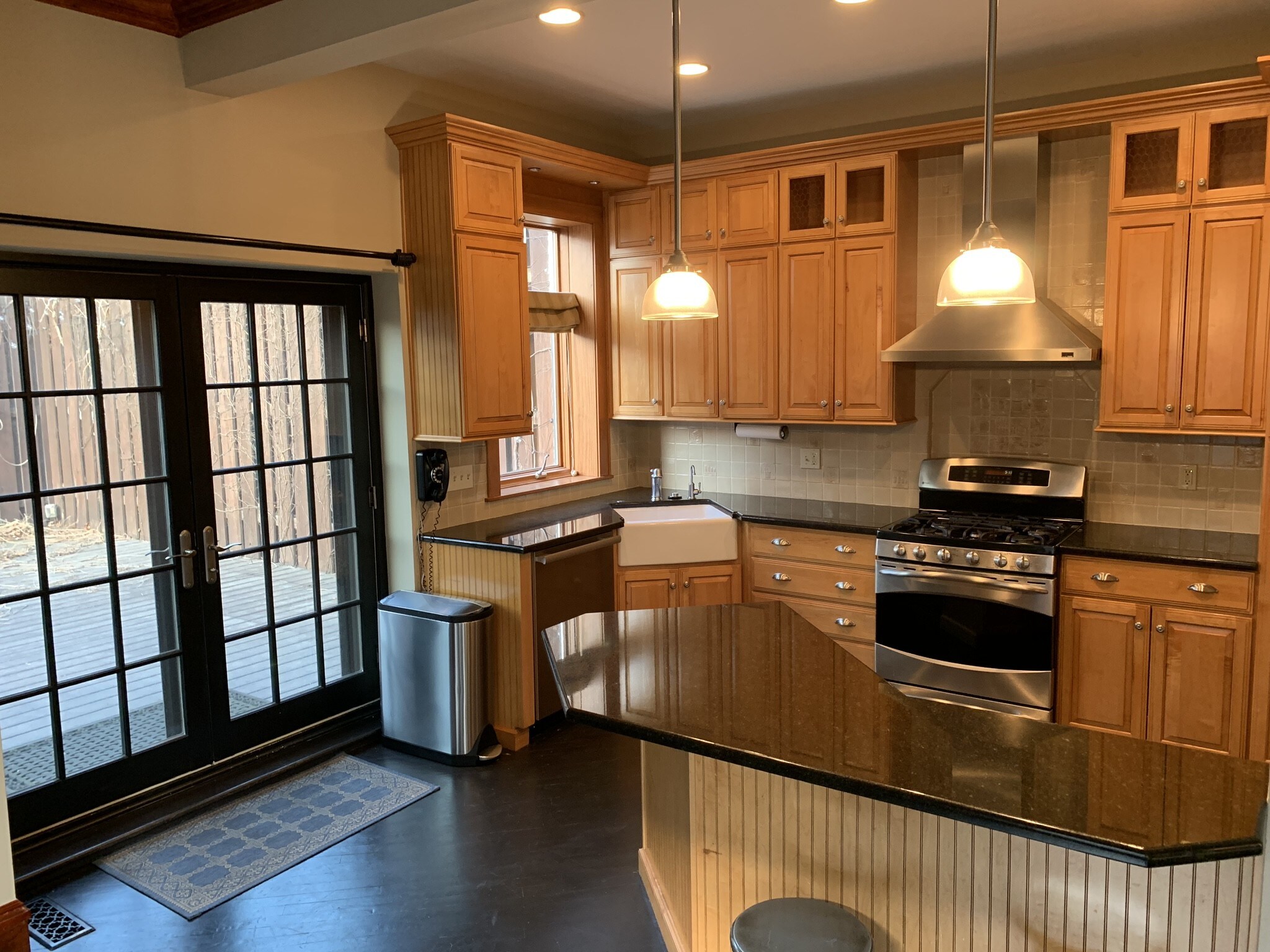 Kitchen (2) - 1102 W Wrightwood Ave