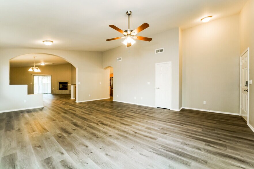 Building Photo - 9544 E Surprise Canyon Ct