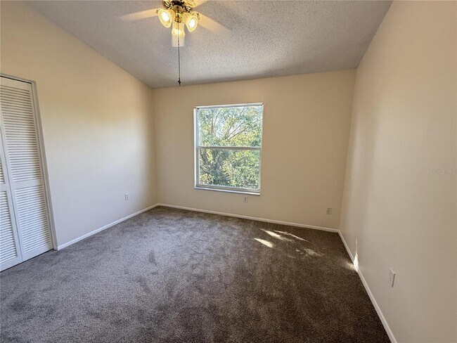 Building Photo - 12653 Longcrest Dr