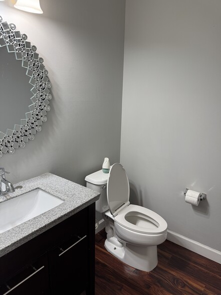 Building Photo - 10560 Bunclody Dr