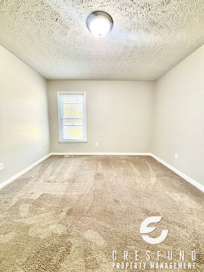 Building Photo - Adorable 3 Bedroom 2 Bathroom House Ready for Move In