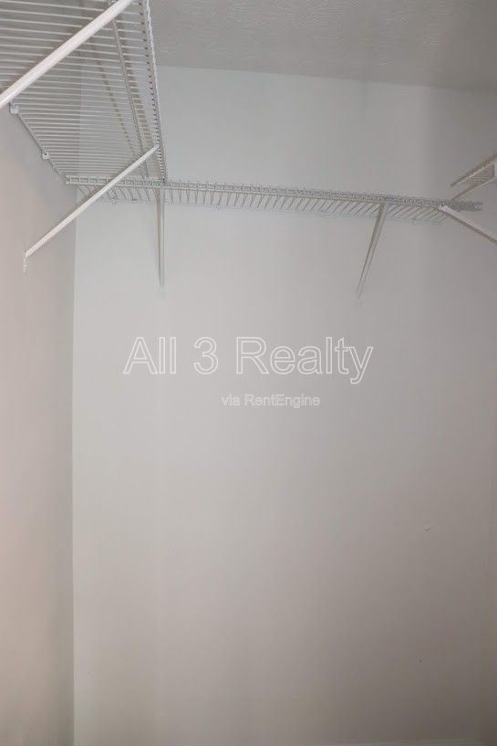 Building Photo - 508 Jarrett Ct