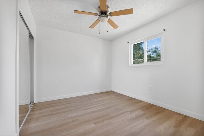 Building Photo - 767 Ball Ave