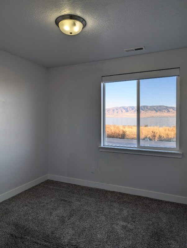 Building Photo - 745 N 380 W