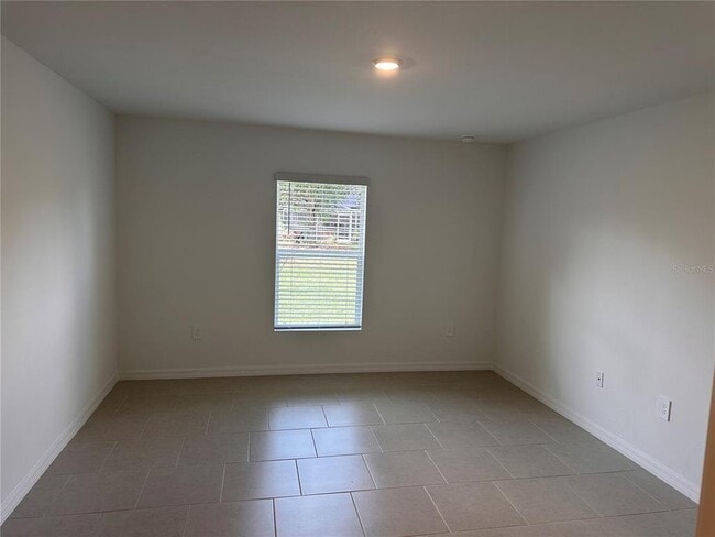 Building Photo - 1641 Nabatoff St