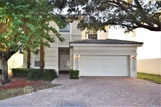 Building Photo - 117 Palm Cir