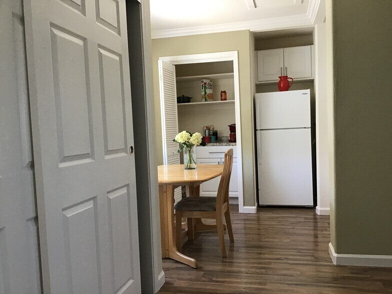 Kitchen - 1724 3rd St
