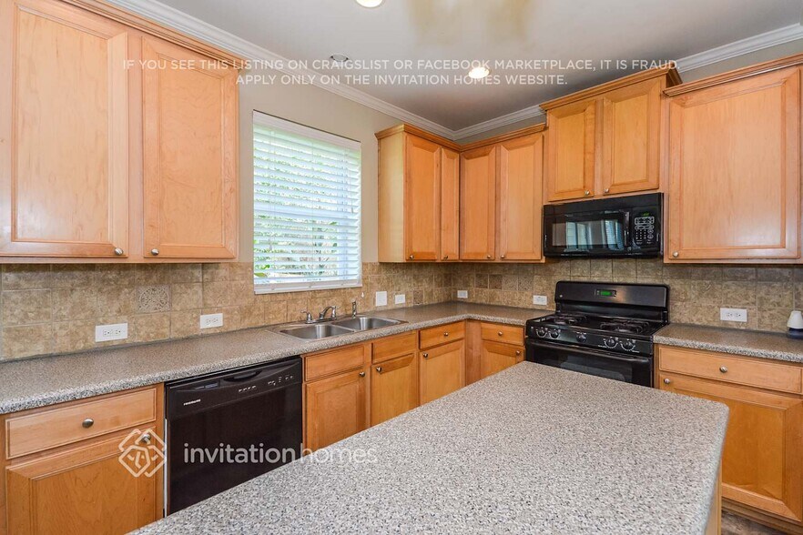 Building Photo - 429 Simonton Oak Ln SE