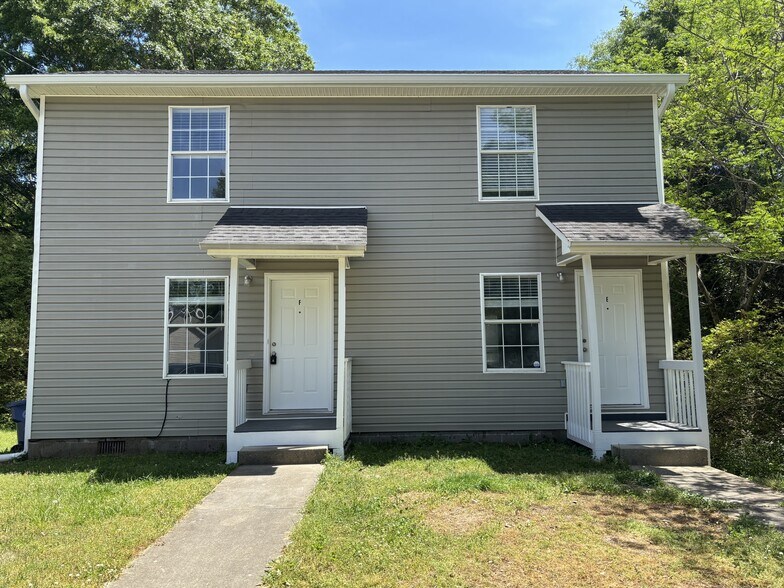 Building Photo - 97 Lily Dr