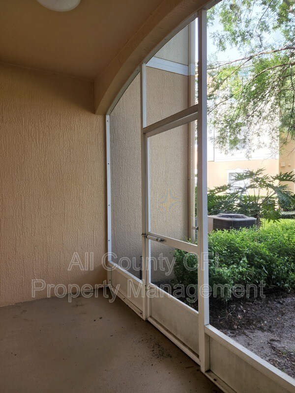 Building Photo - 6100 Stevenson Dr