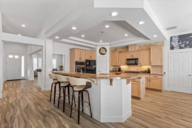 Building Photo - 2204 Trident Maple St