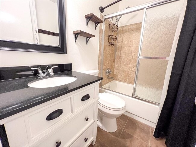 Building Photo - 953 Dickenson Ave