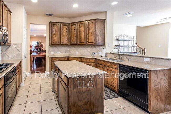 Building Photo - 5324 Oakley Rd