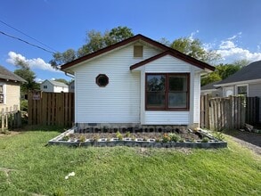 Building Photo - 227 Bend Farm Rd