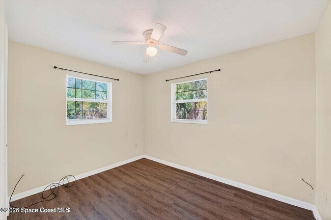 Building Photo - 2285 Fruitwood Ct