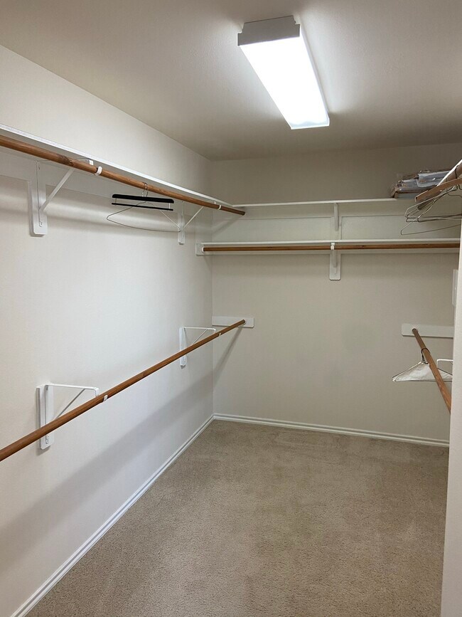 Building Photo - 18011 Rustic Brook Ct