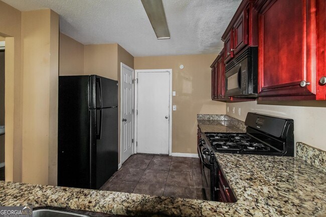 Building Photo - 145 Colser Drive