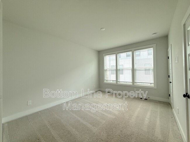 Building Photo - 4023 Tundra Rd