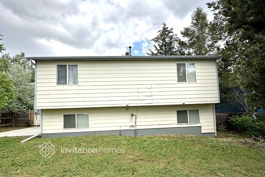 Building Photo - 19471 E Navarro Dr