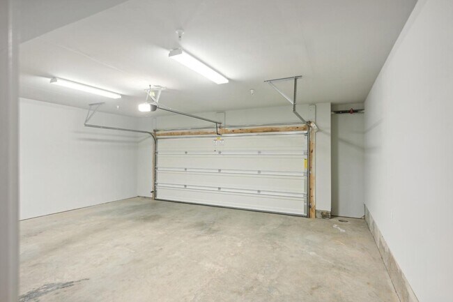 Building Photo - 3329 Idaho Ave NW