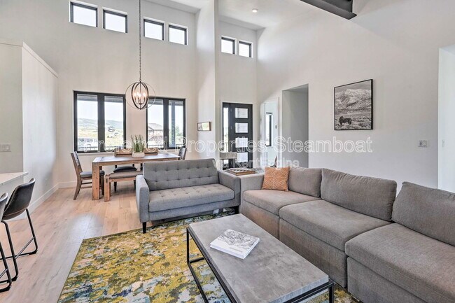 Building Photo - 30610 Boot Ct