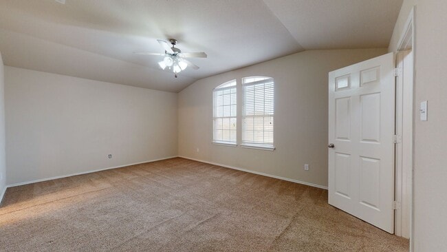 Building Photo - REDUCED RENT NOW $2,095!!!! CORNER LOT HOME IN COVE BY FORT HOOD!!!