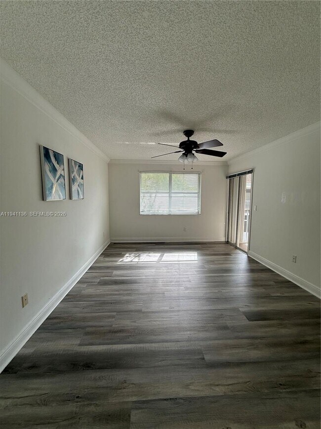 Building Photo - 2634 SE 21st Ct