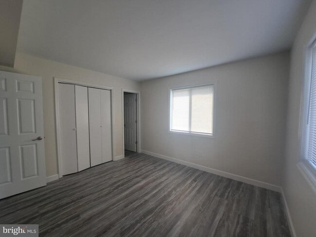 Building Photo - 35930 Beach Ave