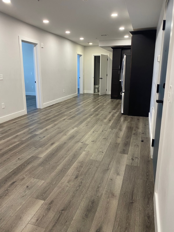 Building Photo - 369 Haverhill St