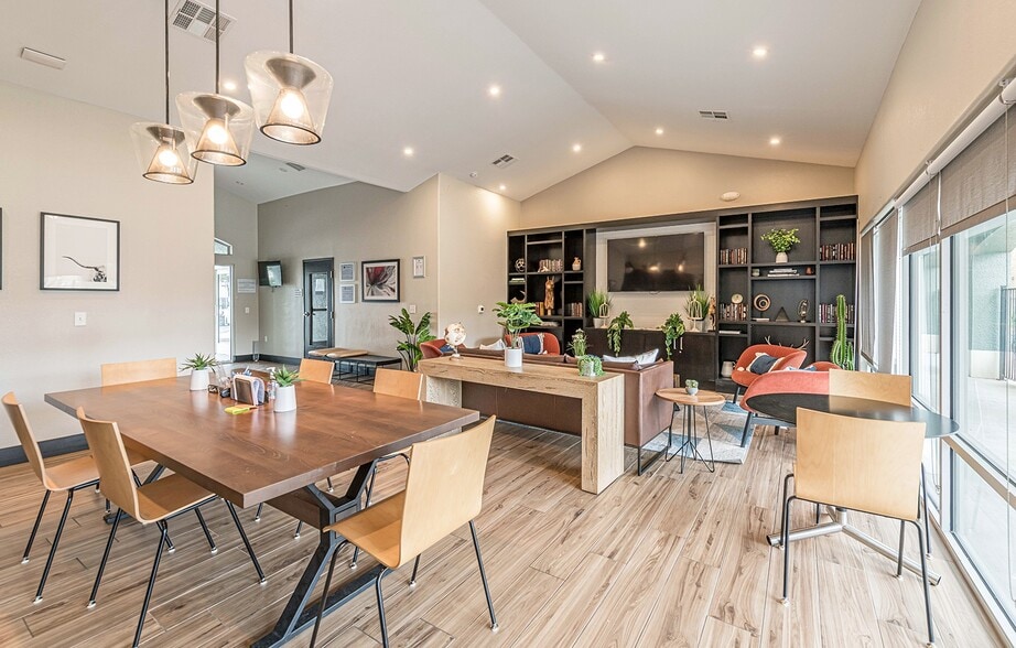 Pinewood Apartments 5900 Greens Rd Houston TX 77396 Apartment Finder