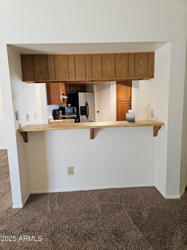 Building Photo - 4631 E Bohl St