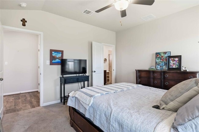 Building Photo - 805 Russet Rock Dr