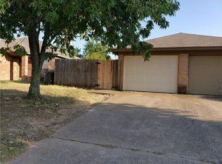 Primary Photo - 6612 S Creek Dr