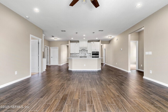 Building Photo - 85461 Amaryllis Ct