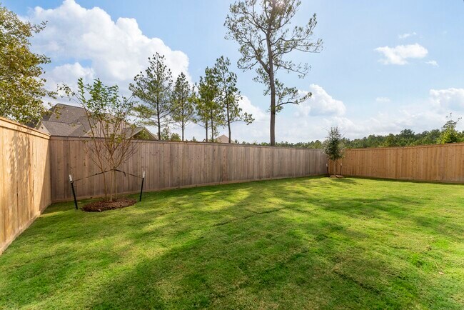 Building Photo - 26545 Pioneer Pointe Ct