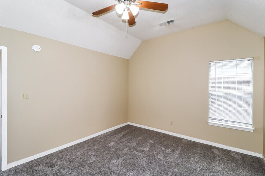 Building Photo - 7576 Baysweet Dr