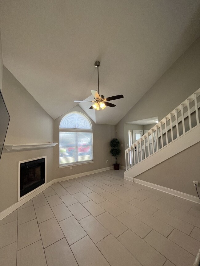 Building Photo - 420 Bristol Cove Rd